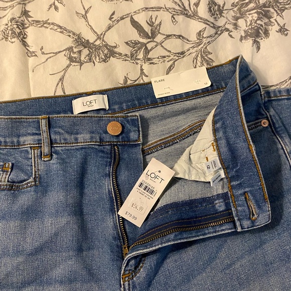 NWT Loft high waist flare jeans size 12 - Picture 2 of 4
